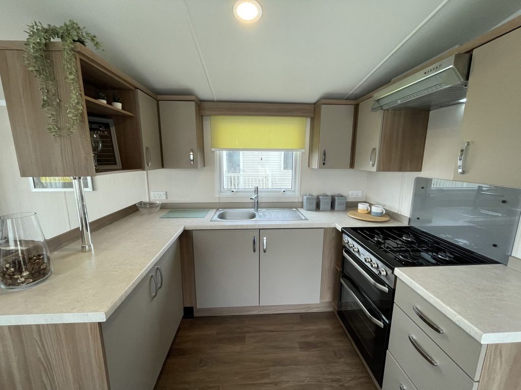 Property photo 2 of 6 2017 Swift Bordeaux 38ft X 12ft 2 Bed Caravan For Sale At Trefach (Sp2) (4).Jpg