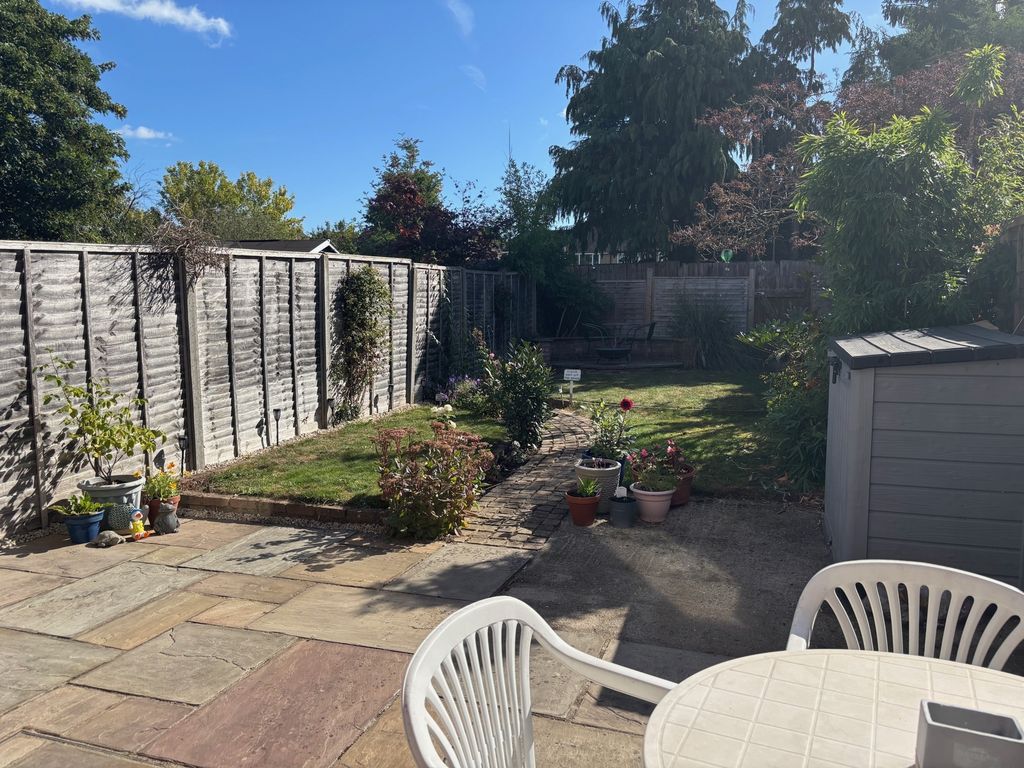 Property photo 2 of 6 Photo 5