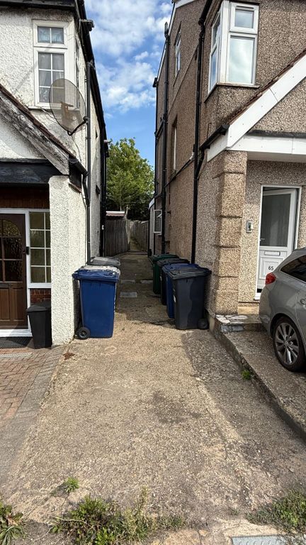 Property photo 3 of 11