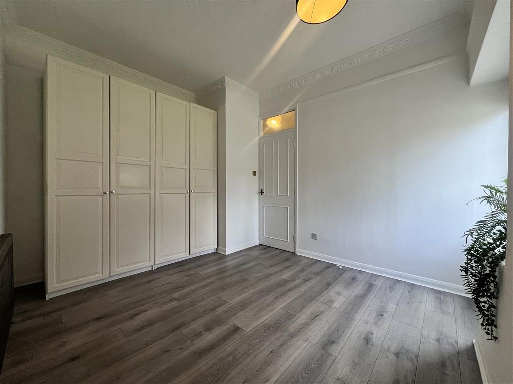 Property photo 3 of 8 Img_0389.Jpg