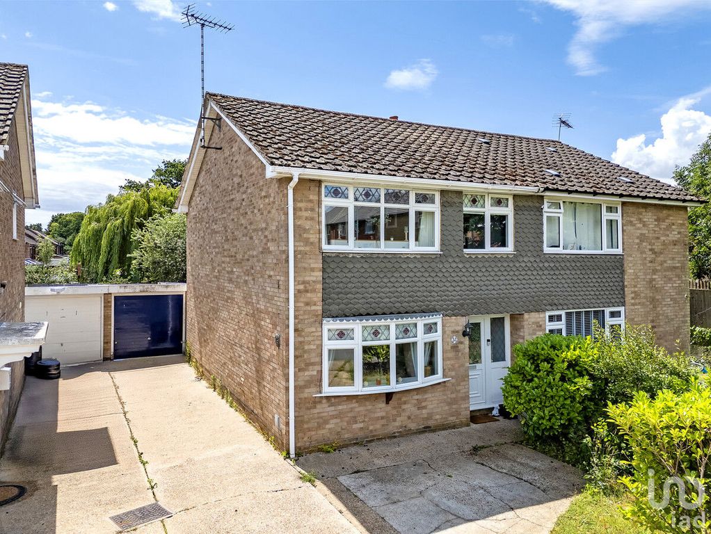 Property photo 1 of 17