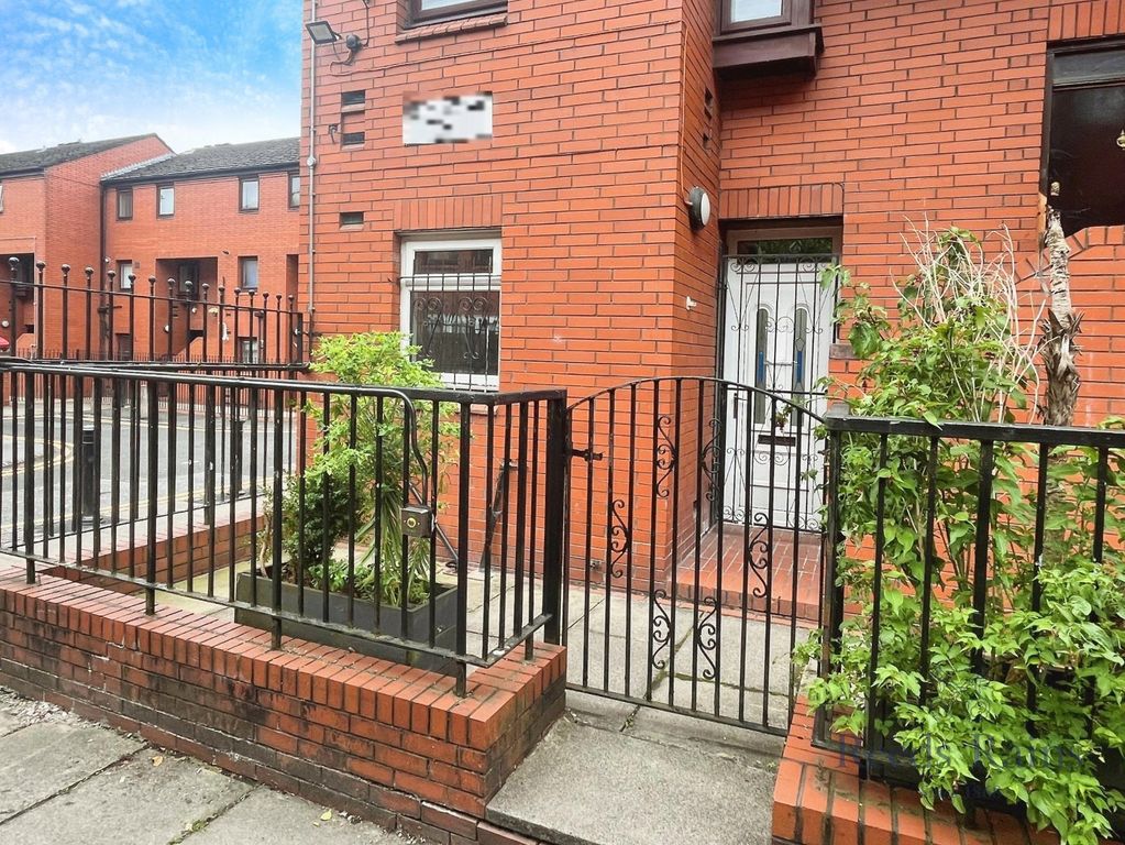 Property photo 1 of 8 Picture No. 11