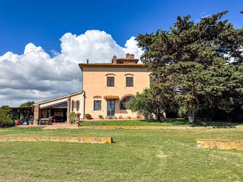 Property photo 1 of 76