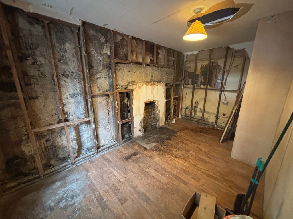Property photo 2 of 17 2.Jpg