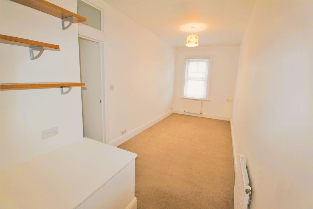 Property photo 2 of 7 Lounge