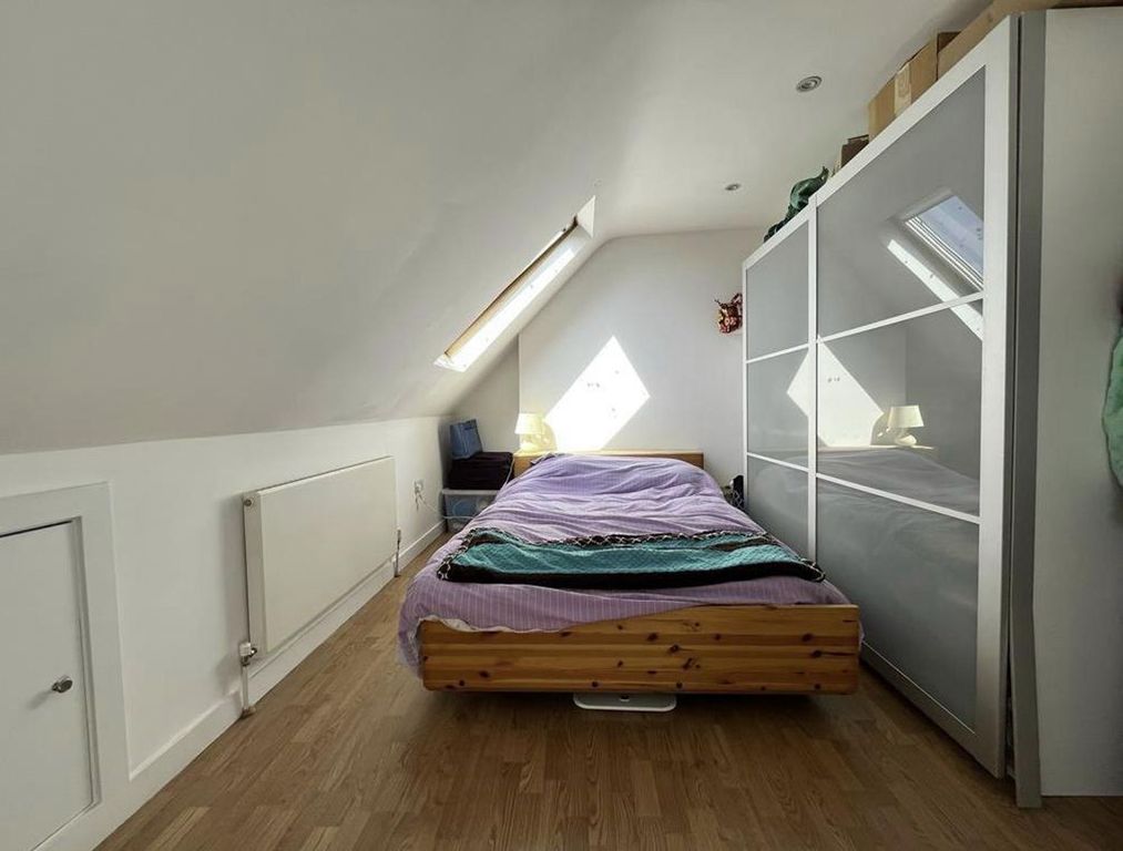 Property photo 3 of 5