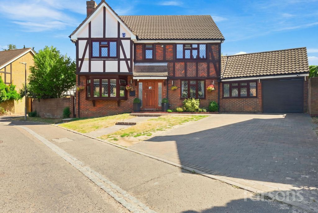 Property photo 1 of 28