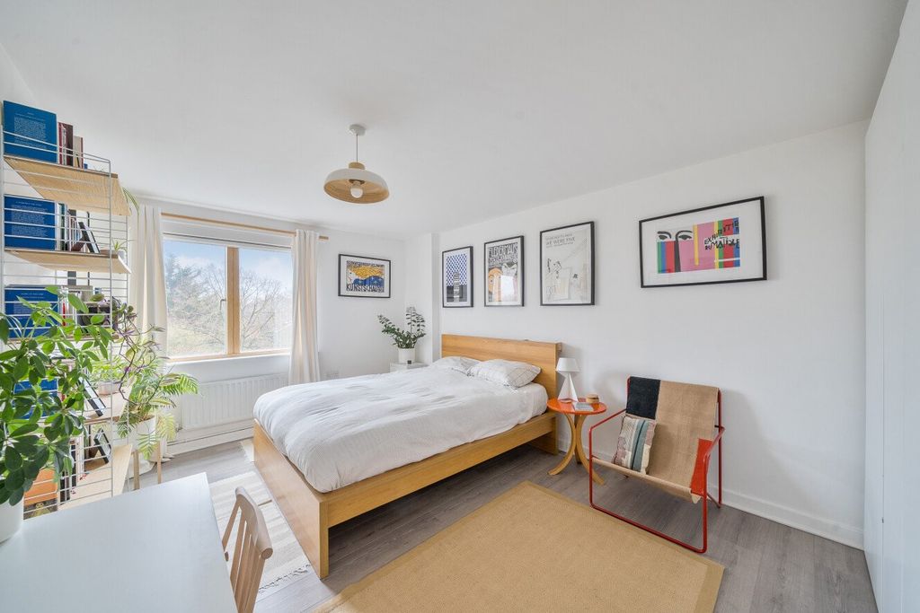 Property photo 2 of 15 Picture No. 03