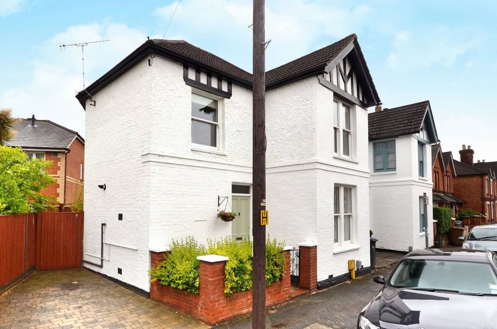 Property photo 2 of 12