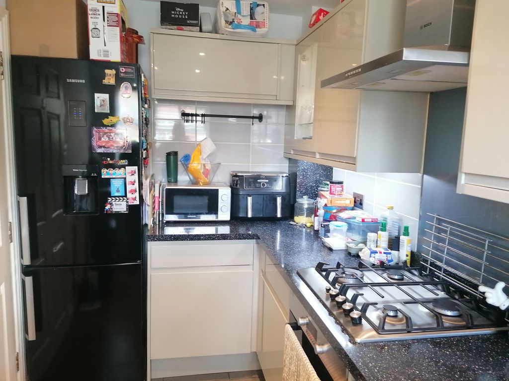 Property photo 3 of 16 Image