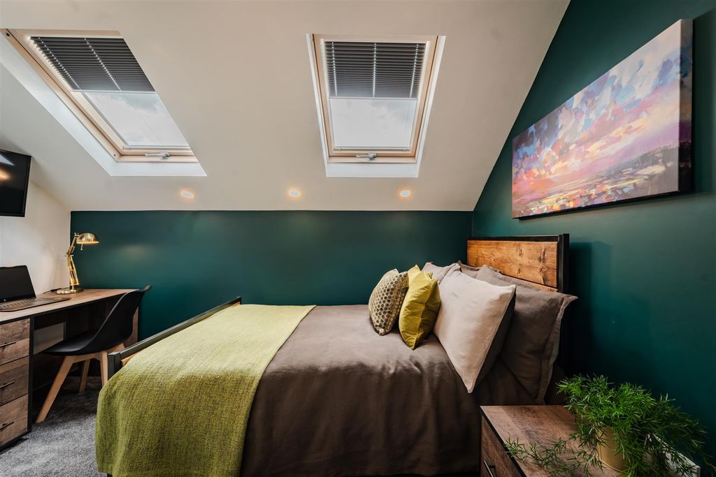 Property photo 2 of 13 010-Dsc00298-Hdr.Jpg