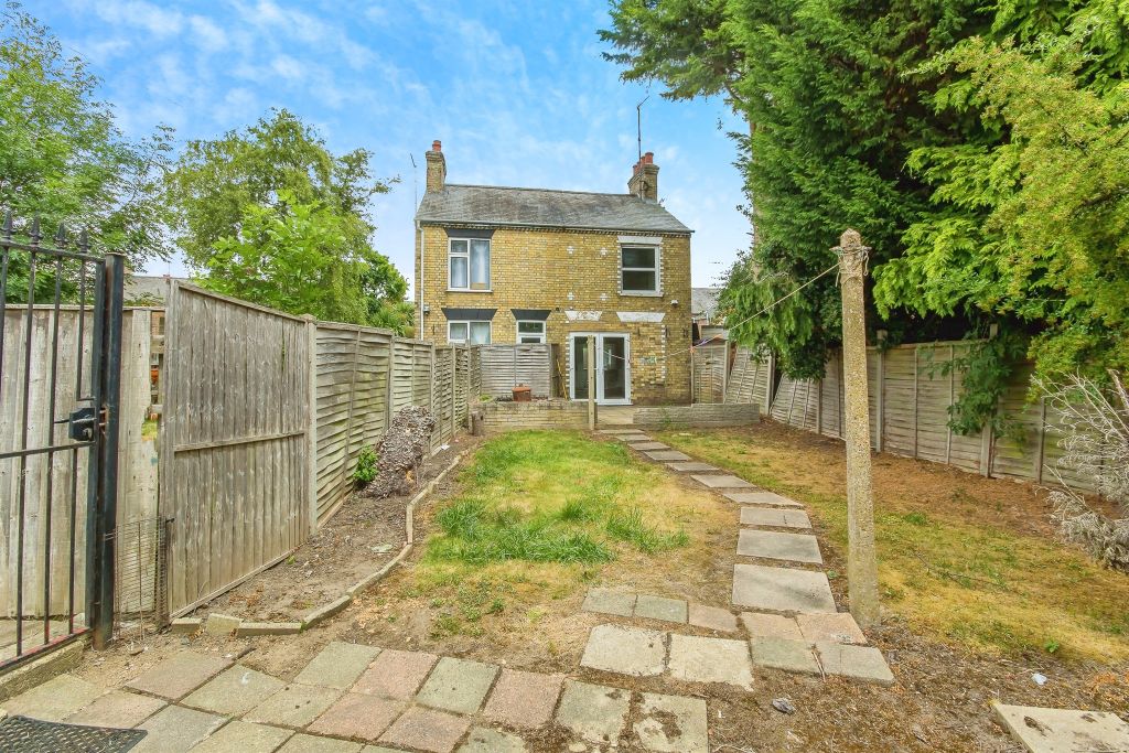 Property photo 1 of 16