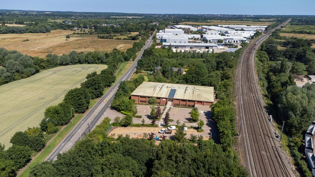 Property photo 2 of 9 Photo 3