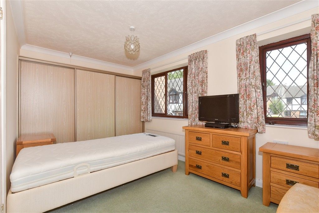 Property photo 1 of 9 Bedroom 1