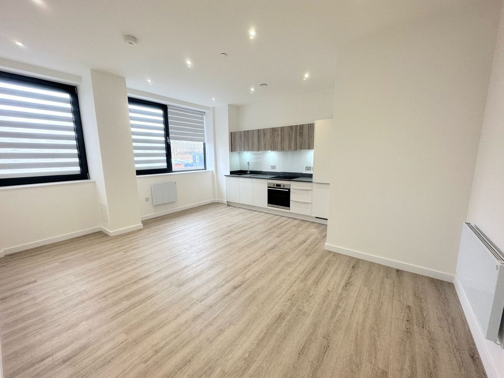 Property photo 2 of 8