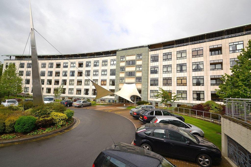 Property photo 1 of 15 Britannic - Front