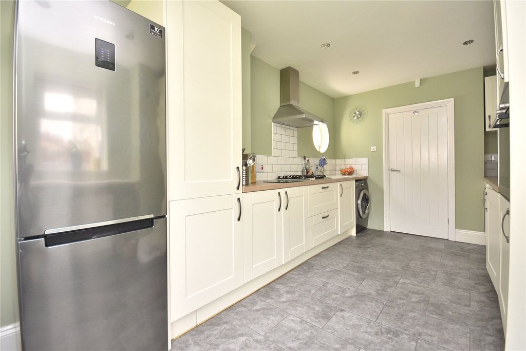 Property photo 3 of 16 Picture No. 08