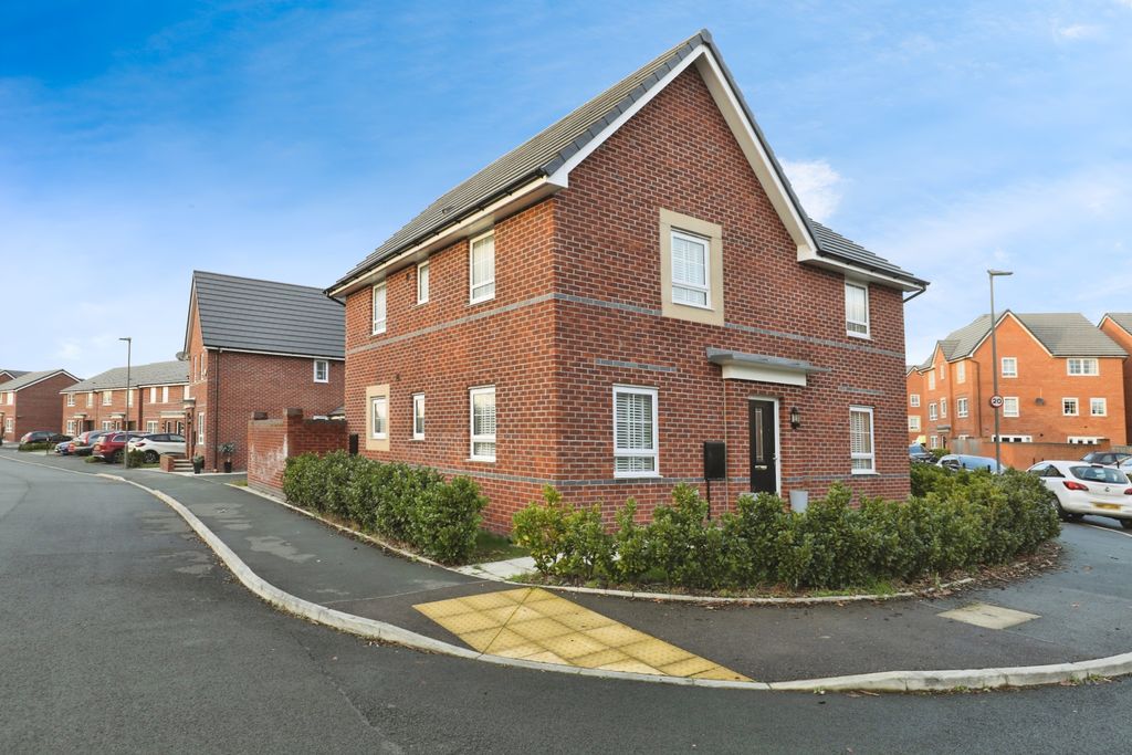 Property photo 1 of 15 Front