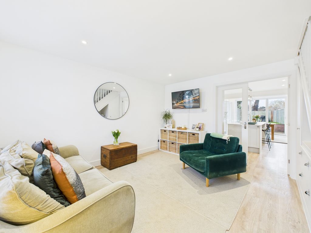 Property photo 2 of 21 2