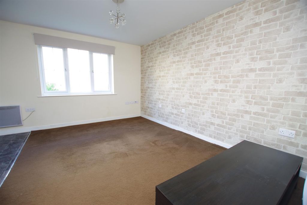 Property photo 2 of 8 Imgp1096.Jpg