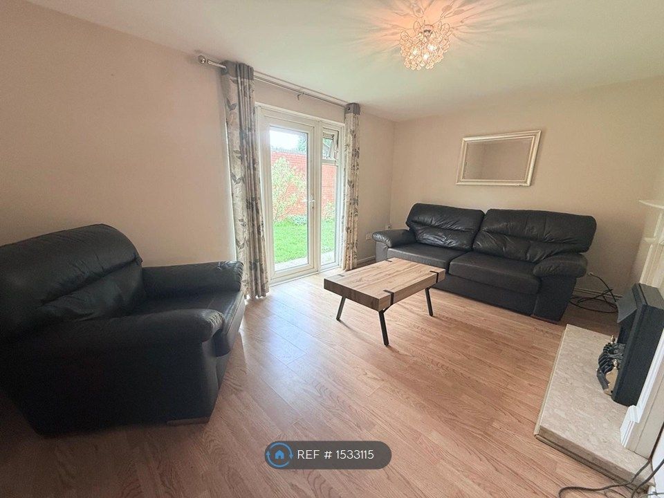 Property photo 3 of 11