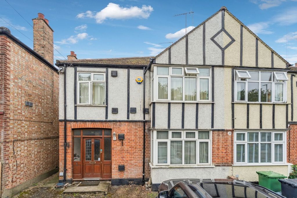 Property photo 1 of 17