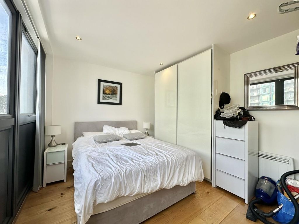 Property photo 3 of 8 Thumbnail_Img_3554.Jpg