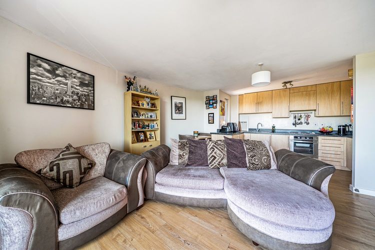 Property photo 2 of 16