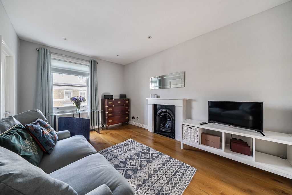 Property photo 1 of 19
