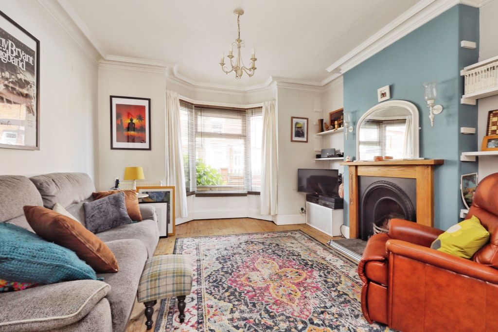 Property photo 3 of 12 8G9A8463