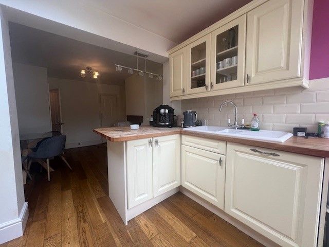 Property photo 2 of 14 2