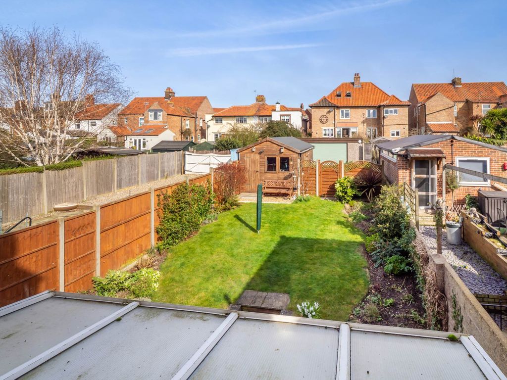 Property photo 2 of 29