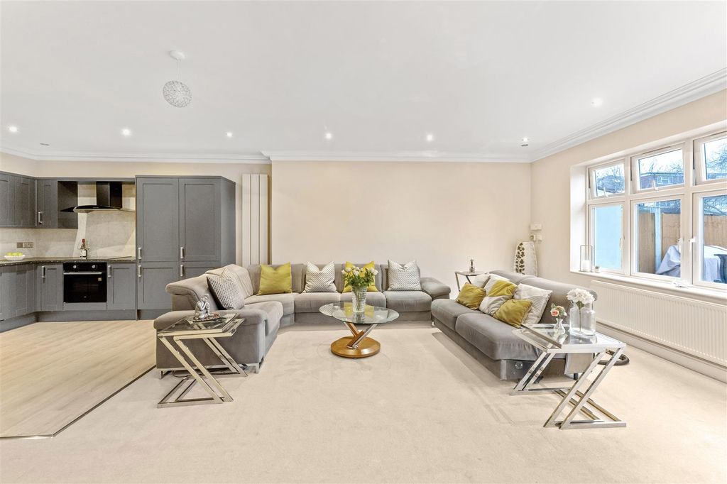 Property photo 3 of 25 Dsc03144.Jpg