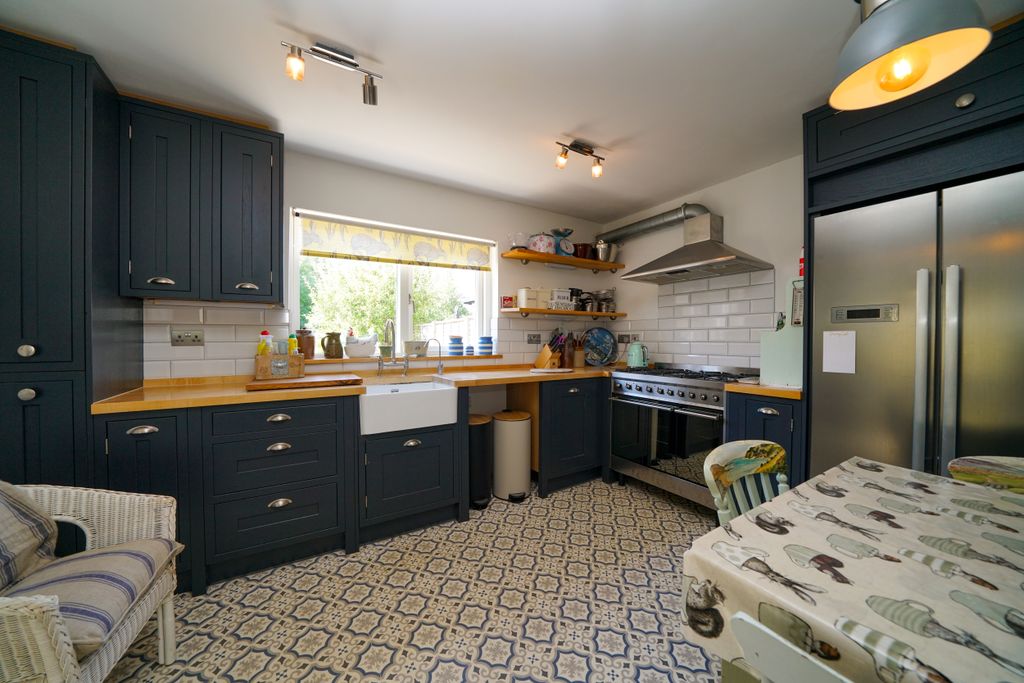 Property photo 3 of 25 Skm-Studio1-15