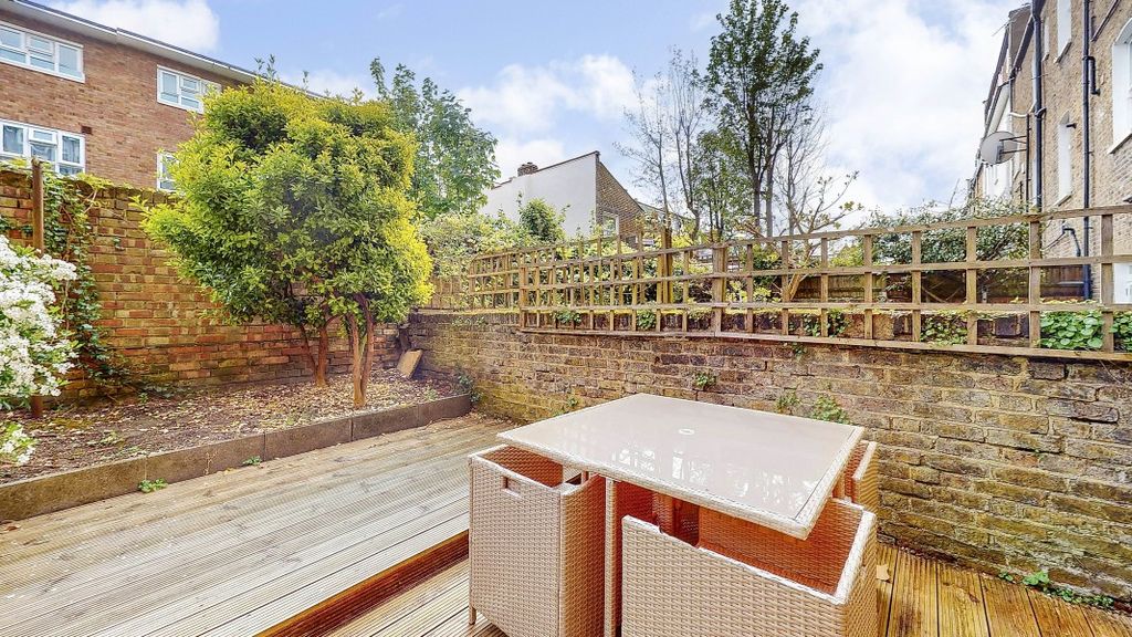Property photo 2 of 14