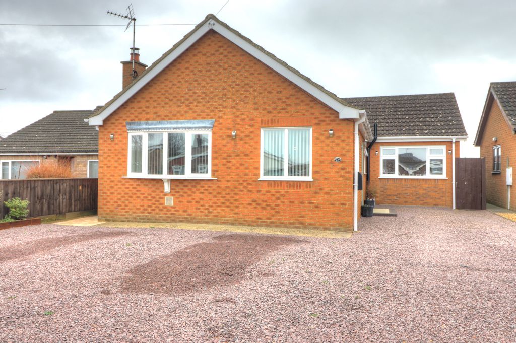 Property photo 2 of 16 Front 2