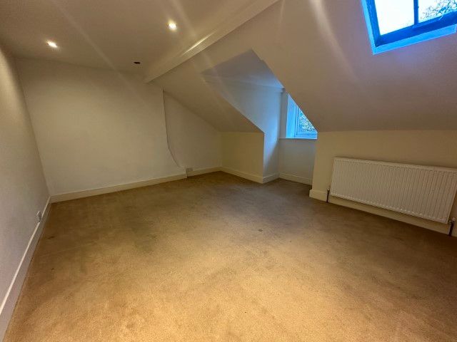 Property photo 3 of 8 Copyright Ninalubman.Com