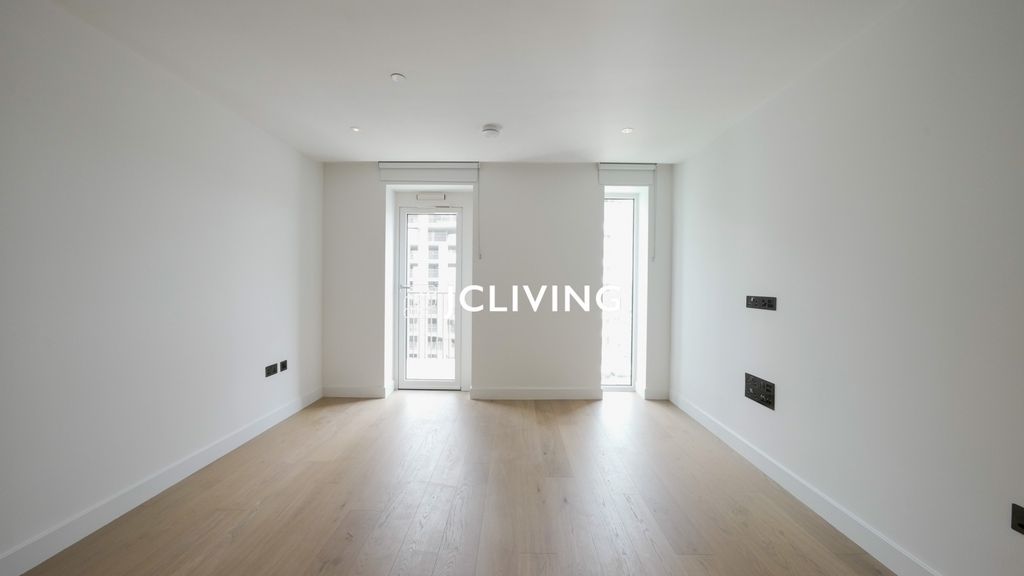 Property photo 2 of 19 Gallery