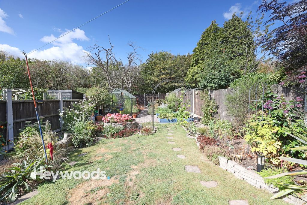 Property photo 2 of 43