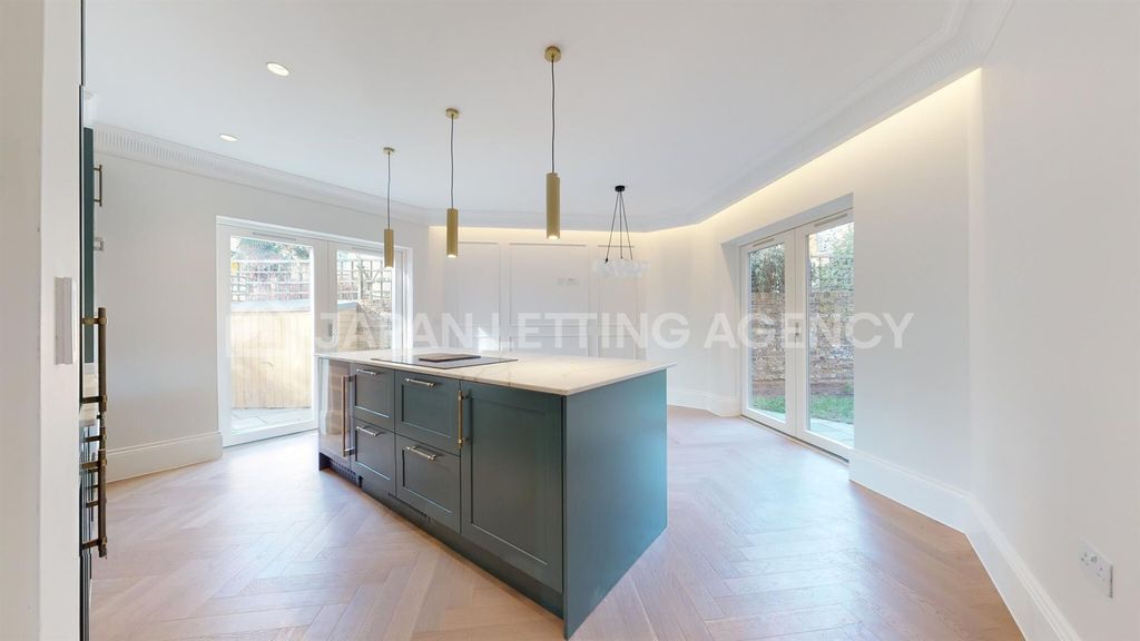 Property photo 2 of 13 Kitchen_Watermarked.Png