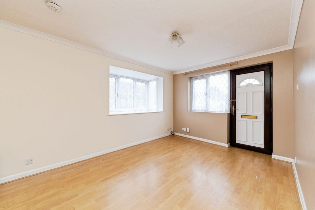 Property photo 2 of 13 Pbox-Img.Jpg