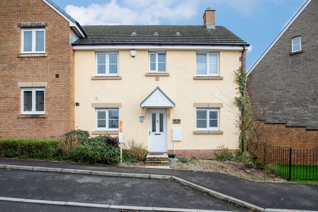 Property photo 1 of 35