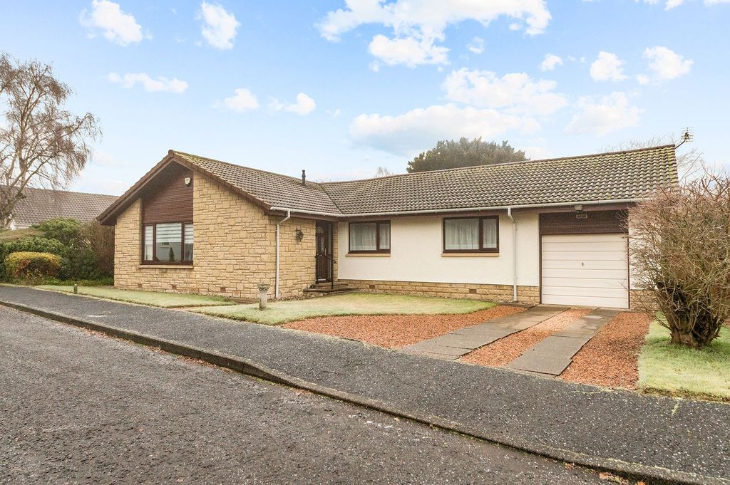 Property photo 1 of 24