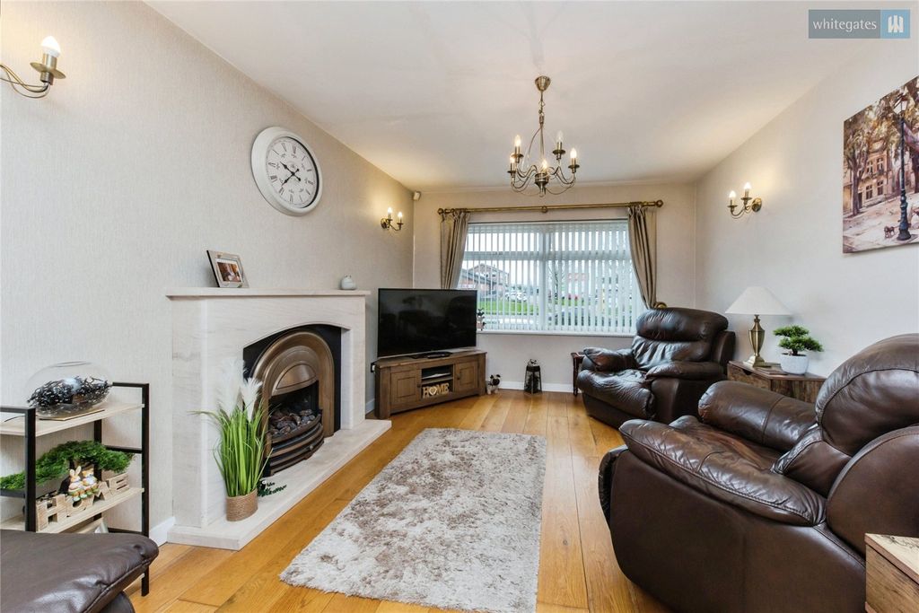 Property photo 2 of 15 Picture No. 11