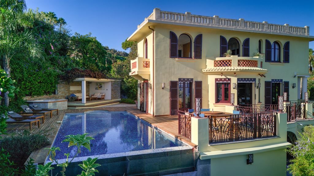 Property photo 3 of 18