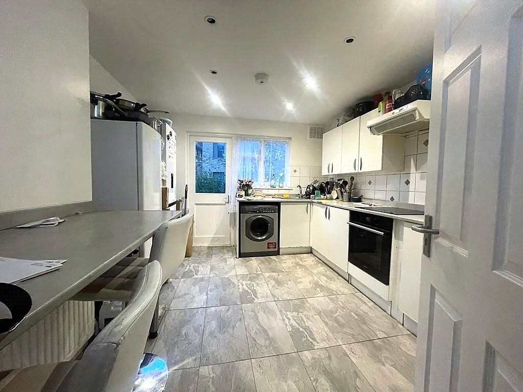 Property photo 3 of 6 Picture No. 20