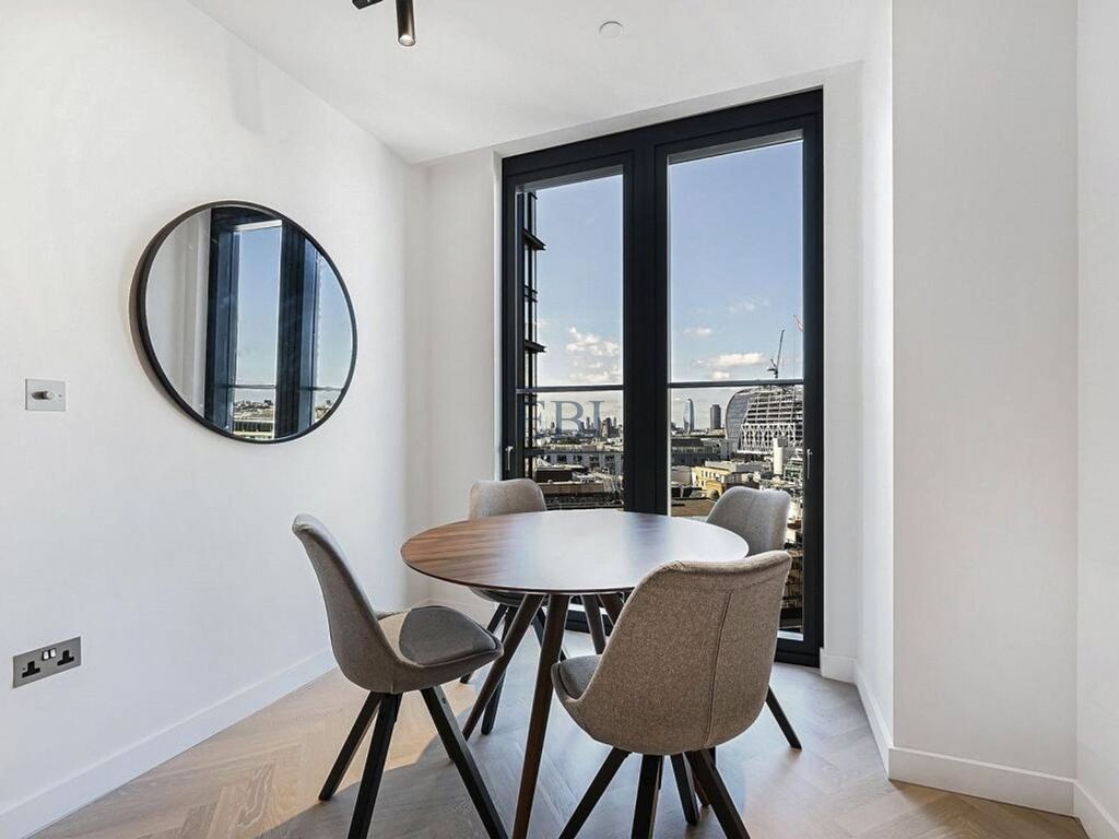 Property photo 3 of 10 Picture No. 06