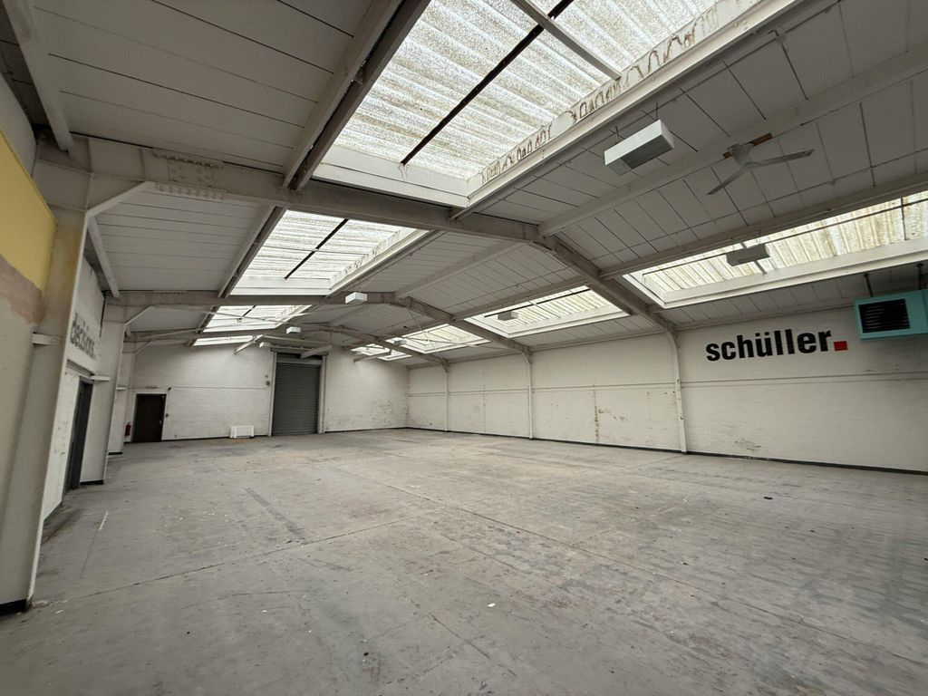 Property photo 2 of 11 Image 1