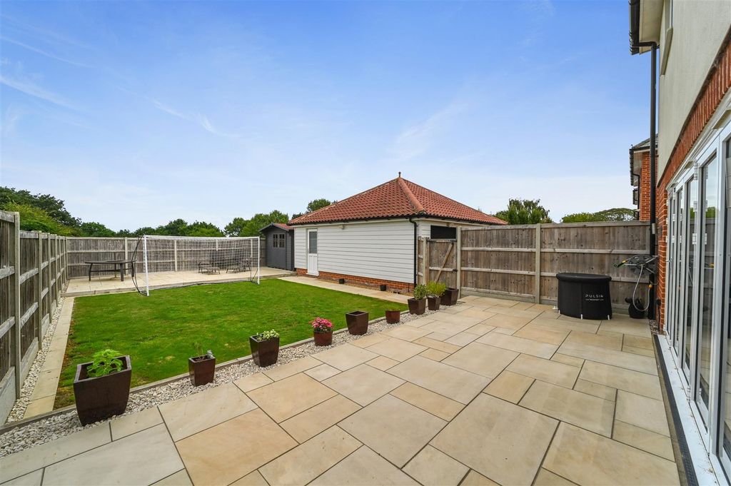 Property photo 3 of 18 Rear Garden
