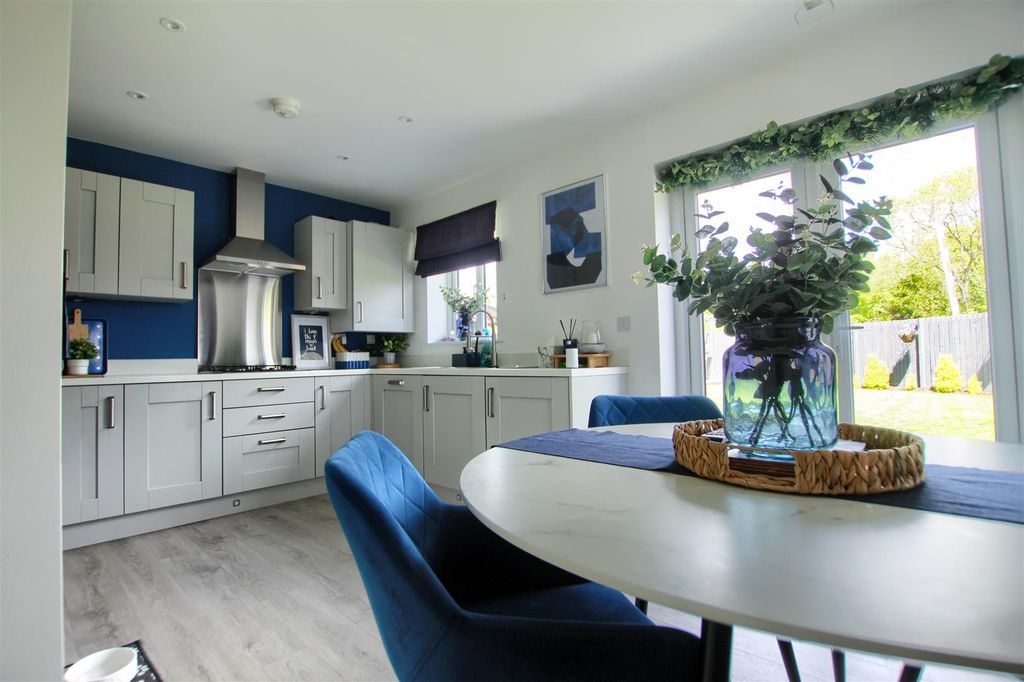 Property photo 2 of 12 Gf2.Jpg